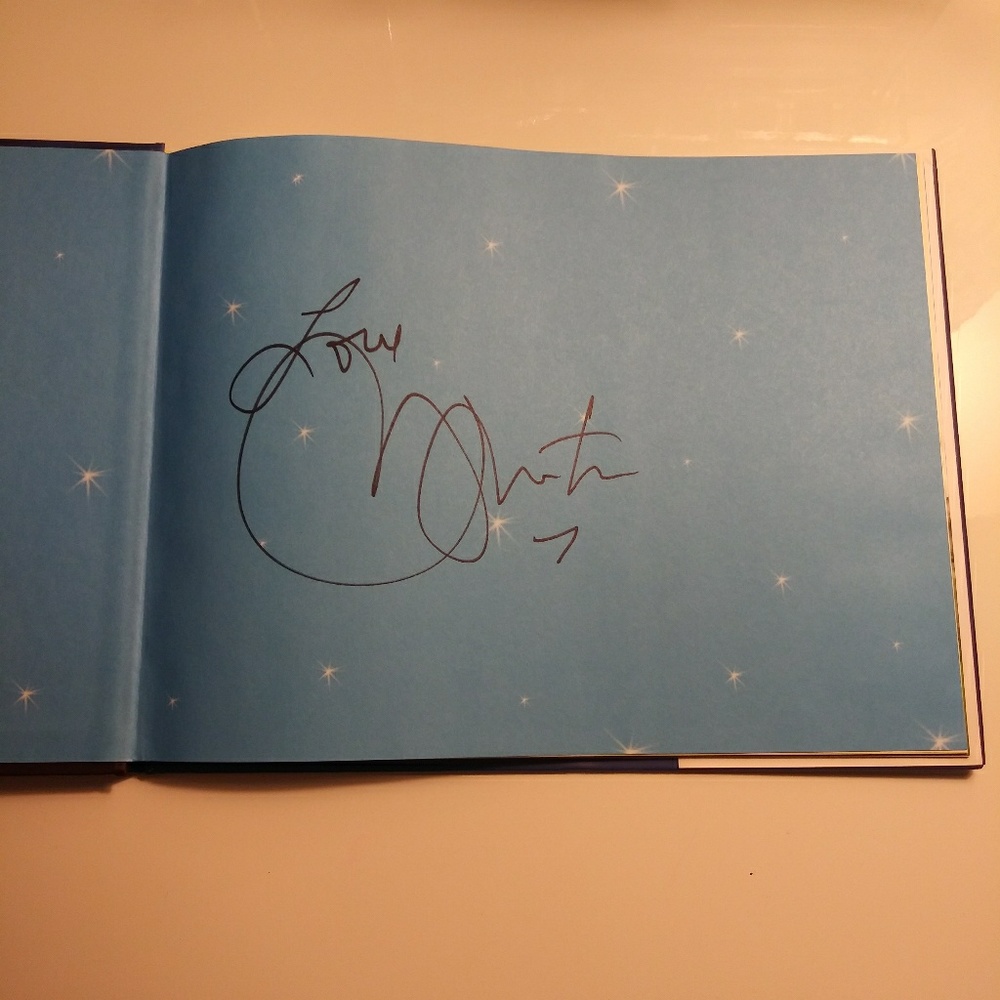 Autograph Ricky Martin Children's book - Picture 2 of 5